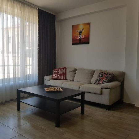 Aparthomes Fundeni Bucharest Exterior photo