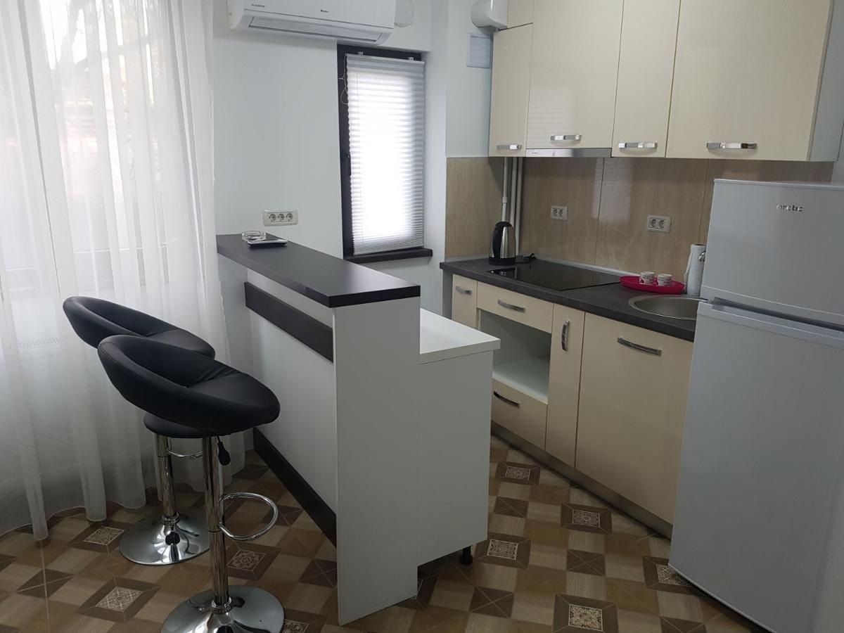 Aparthomes Fundeni Bucharest Exterior photo
